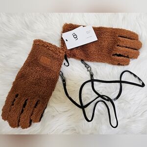 New UGG Men's UGG Fluff Glove, Hardwood, Size L/XL